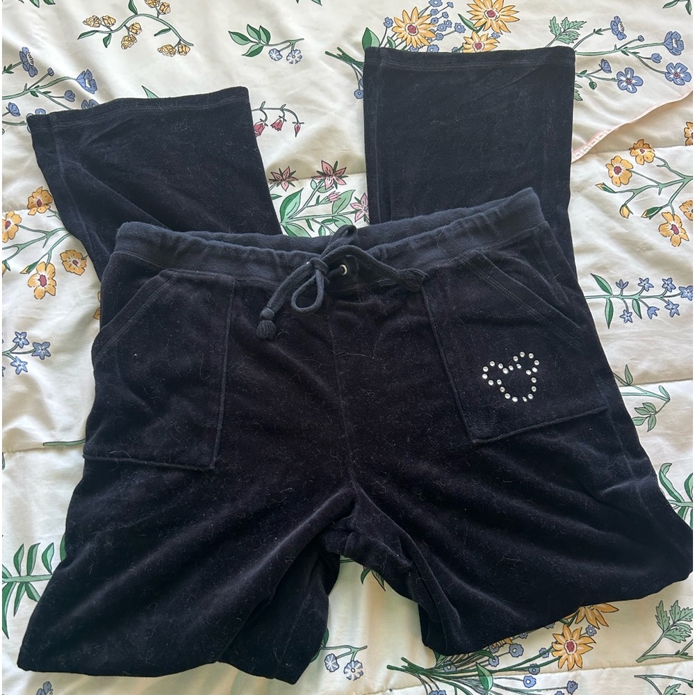 SOLD Disney Parks Women's Velour Lounge Pant Black Sweatpants, L